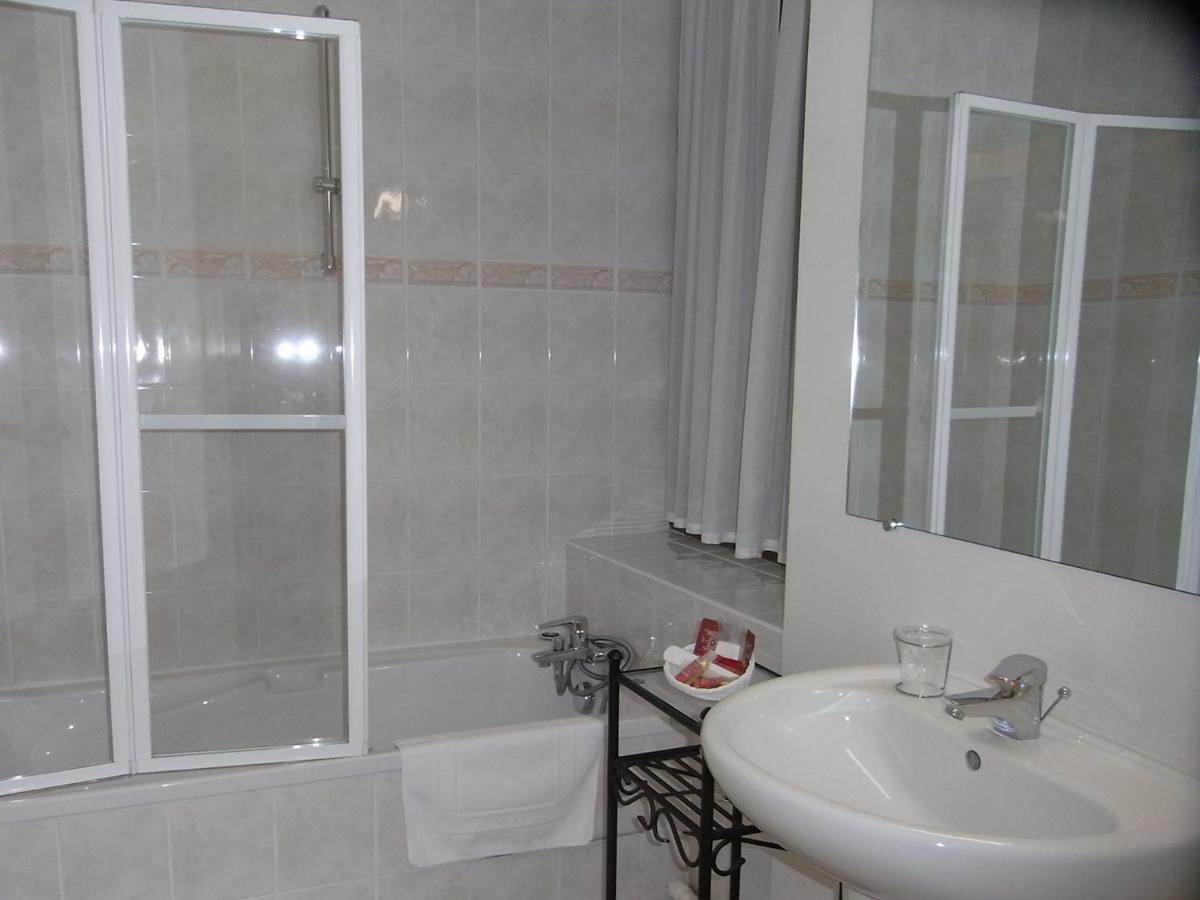 Hotel Du Parc La Rochette  Room photo